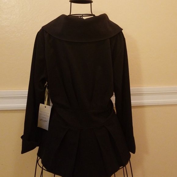 ESSENTIALS BY A.B.S JACKET - Picture 2 of 4